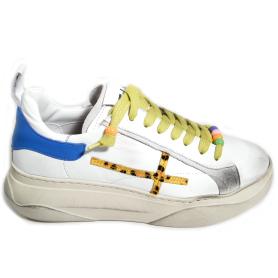 GIO + white sneakers  